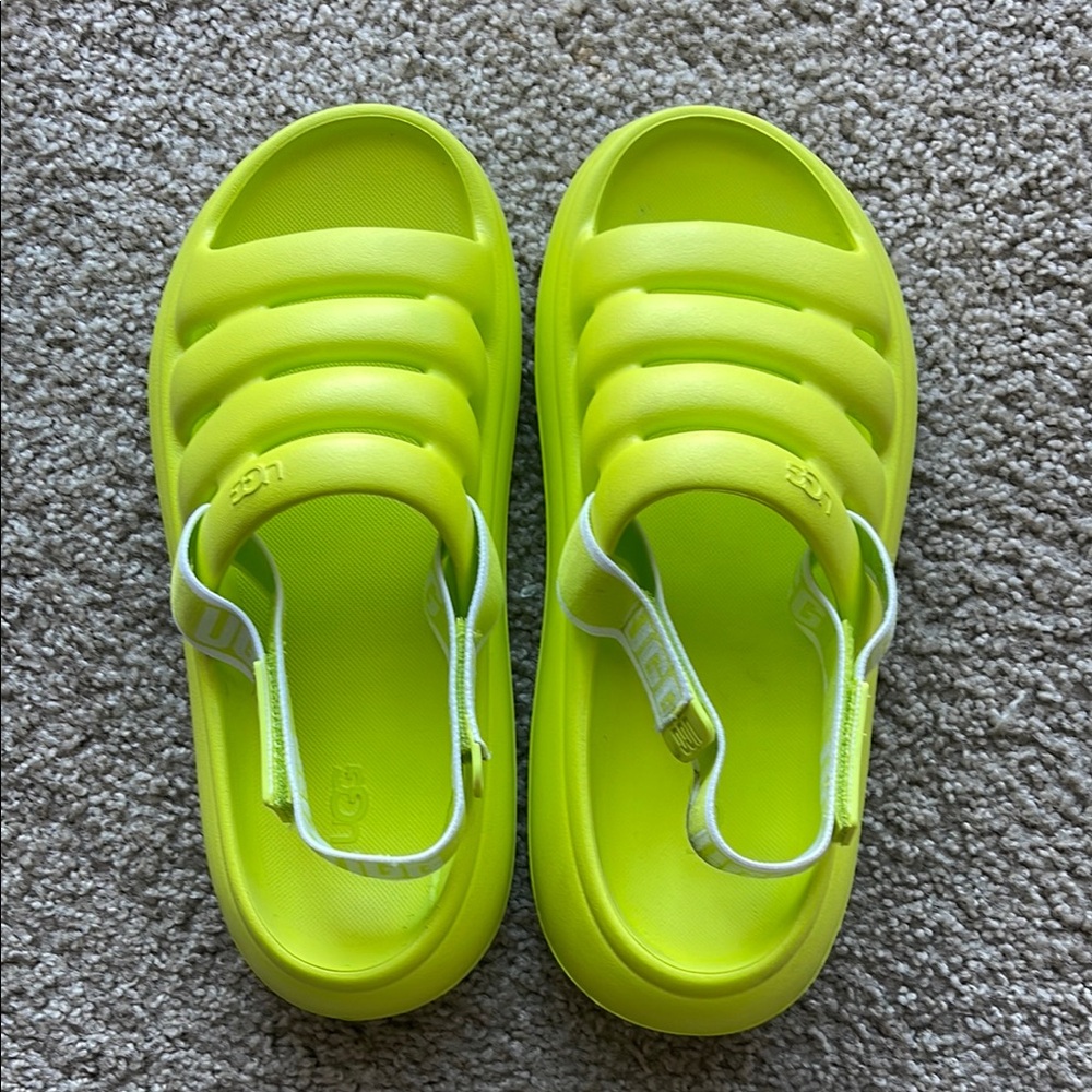 Womens Ugg slipper
